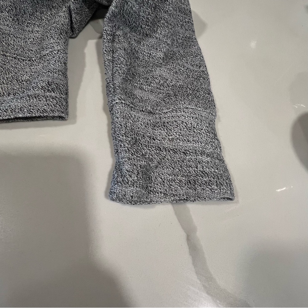Marine Layer women's crewneck grey lightweight knit sweater size large - Picture 6 of 9